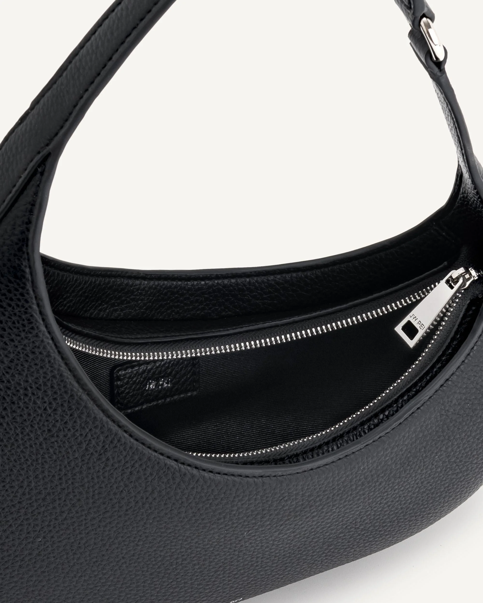 Harlee Shoulder Bag - Black - Image 5