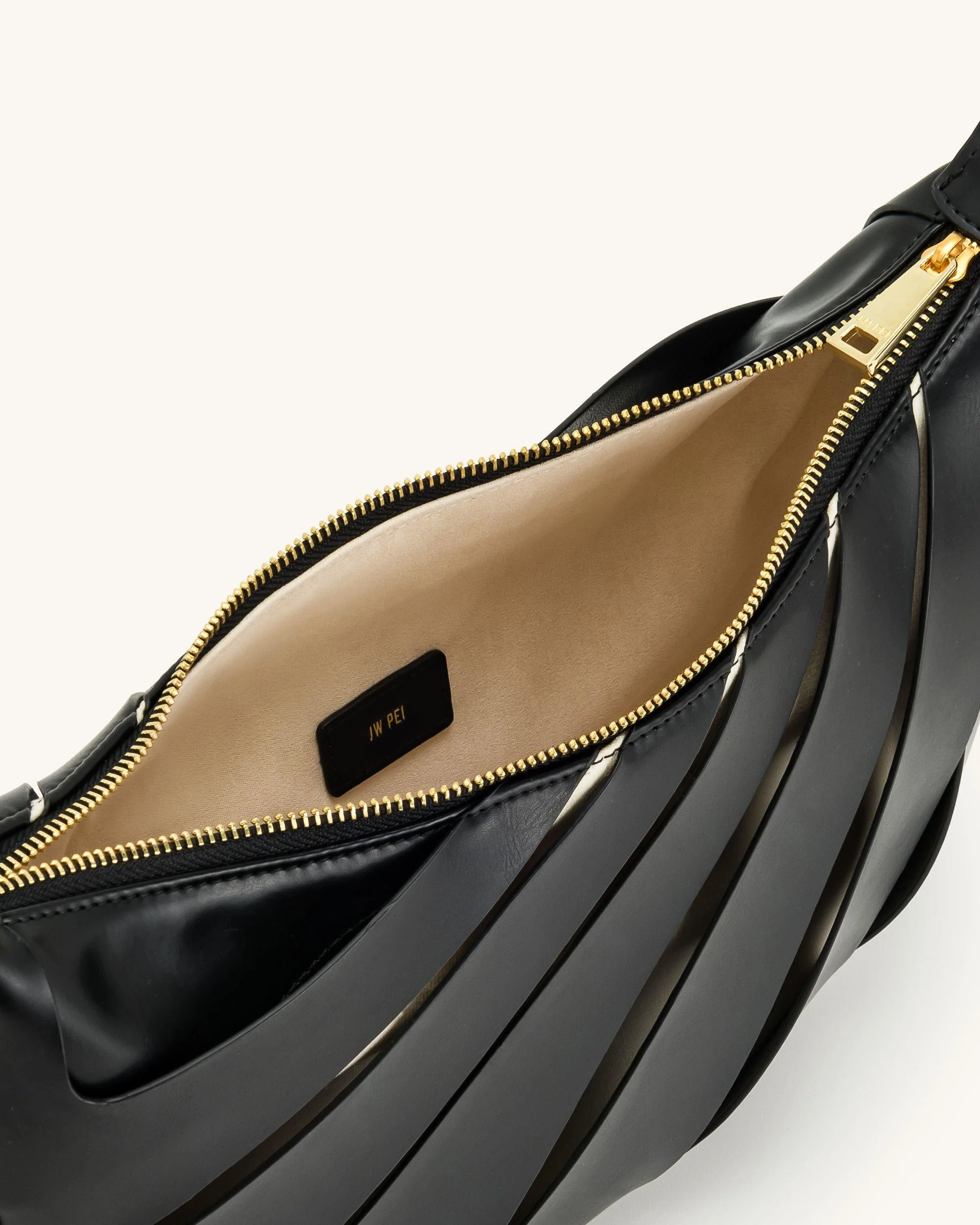 Jana Hollow Out Shoulder Bag - Black - Image 5